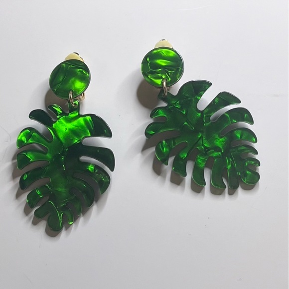 Formal and fun clip on earrings - Picture 5 of 6